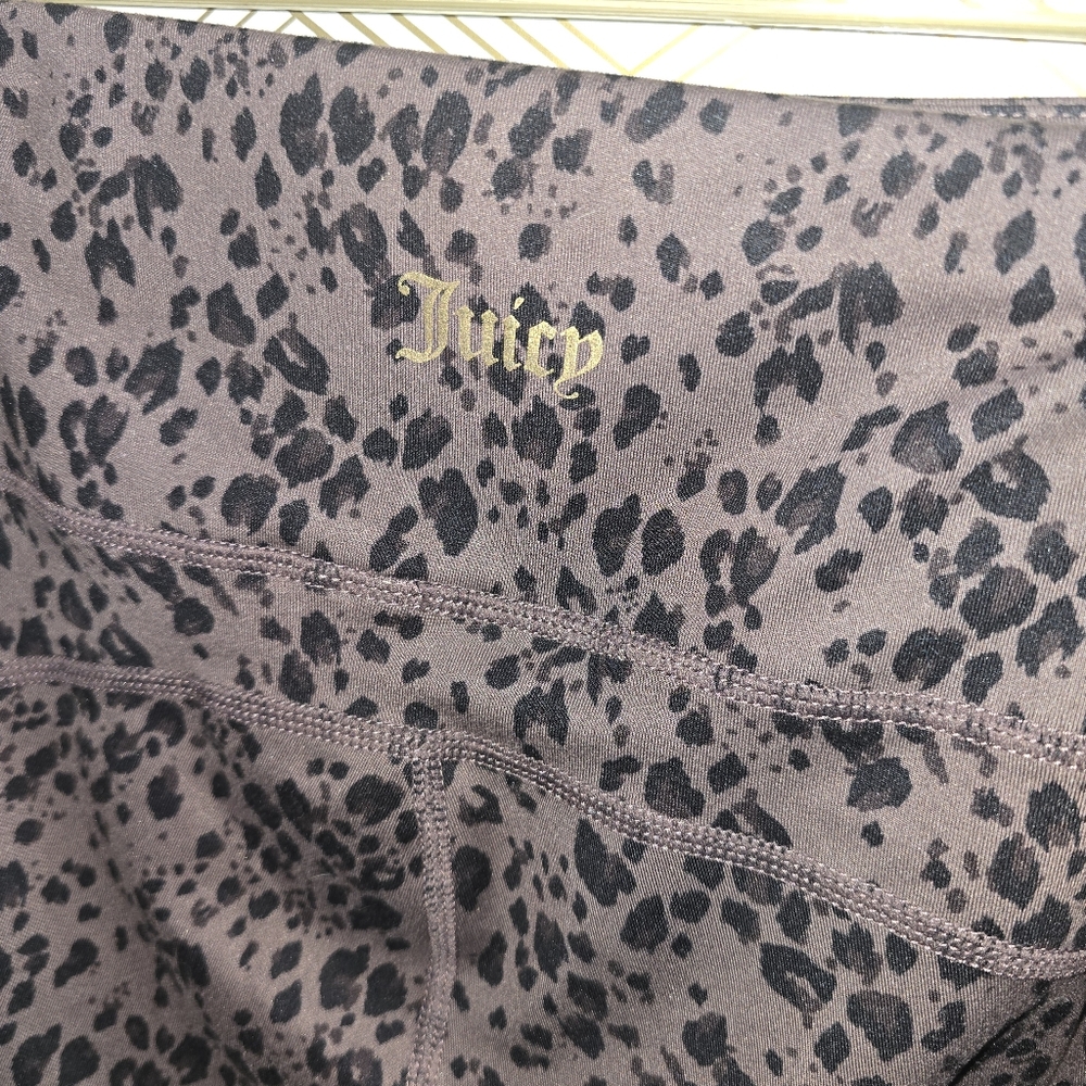 Juicy Couture Leopard Print Leggings